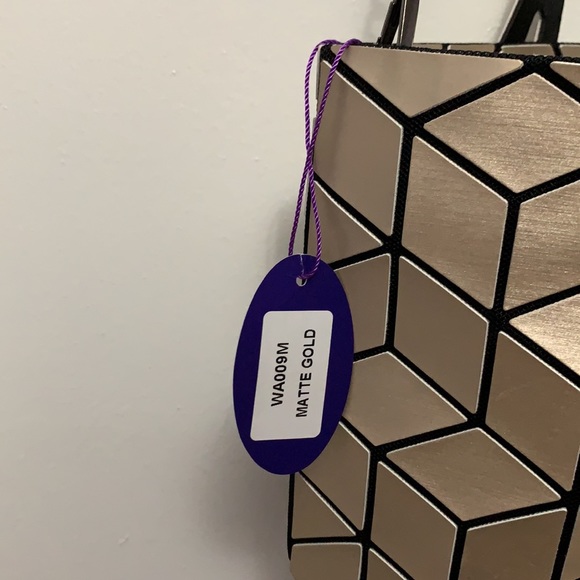 NWT Emilio Pepe Italy Gold Purse - Picture 4 of 4